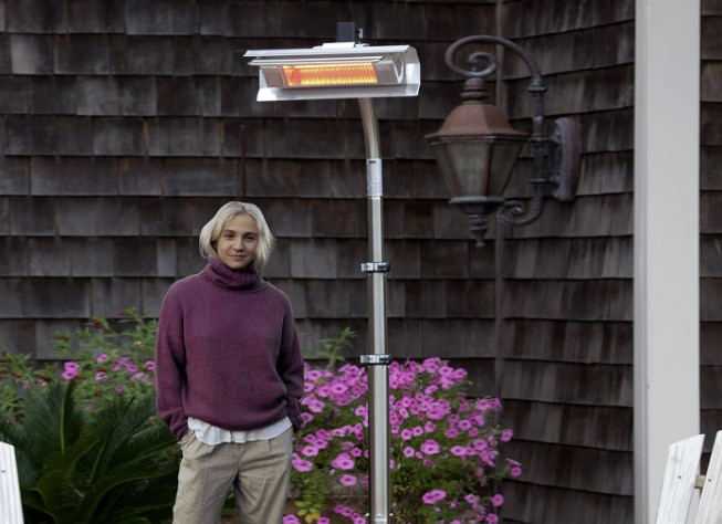 冬季露台必备的 4 款最佳户外取暖器